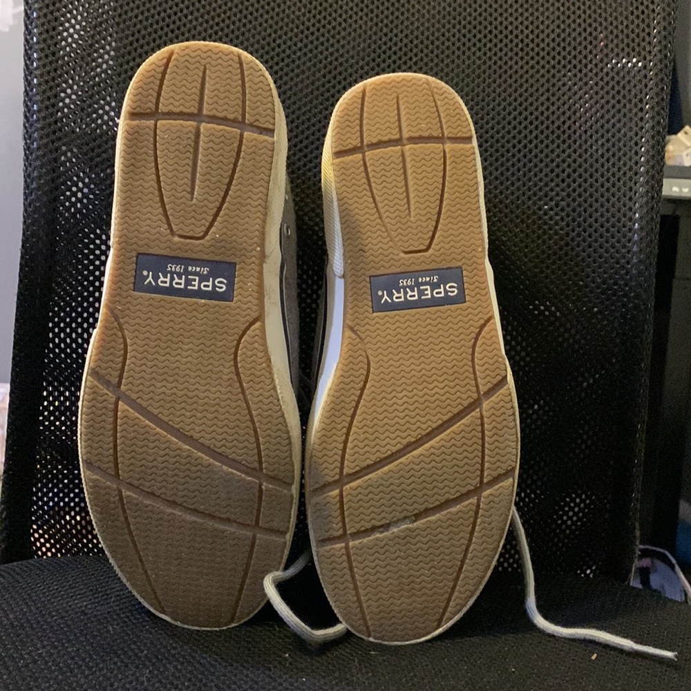 SPERRYS - Picture 6 of 6